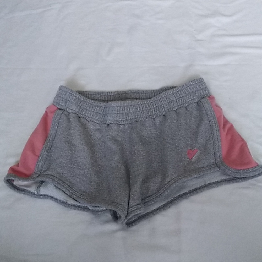 Athletic shorts